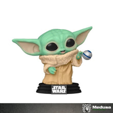 Cargar imagen en el visor de la galería, Funko Pop! Star Wars: Grogu Macy’s Thanksgiving Day Parade #474 ( MTP ) (Dañado)