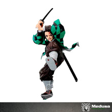 Cargar imagen en el visor de la galería, Bandai Maximatic Demon Slayer : Tanjiro Kamado
