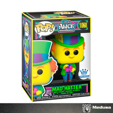 Cargar imagen en el visor de la galería, Funko Pop! Disney: Mad Hatter (BL) #1060 ( Funko Shop )
