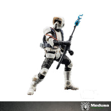 Cargar imagen en el visor de la galería, The Black Series: Star Wars: Scout Trooper (Gaming Greats) (Dañado)
