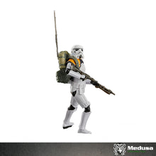 Cargar imagen en el visor de la galería, The Black Series: Star Wars Rogue One: Stormtrooper Jedha Patrol 09

